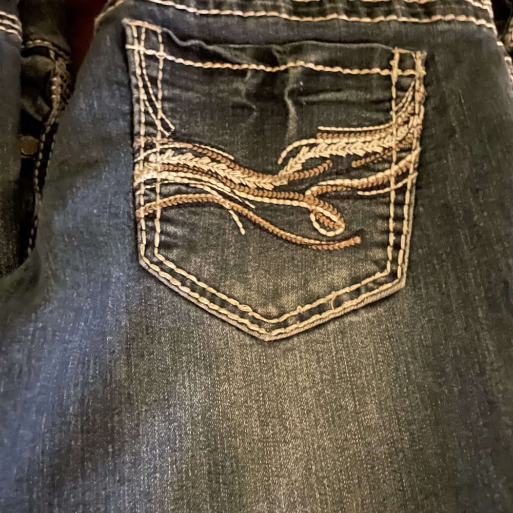 Name brand capris - Picture 5 of 11